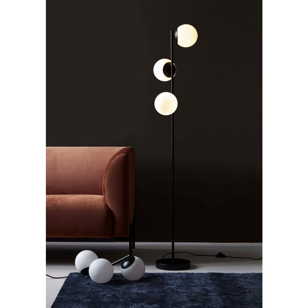 Lampadaire Nordlux LILLY Noir, 3 lumières main product photo