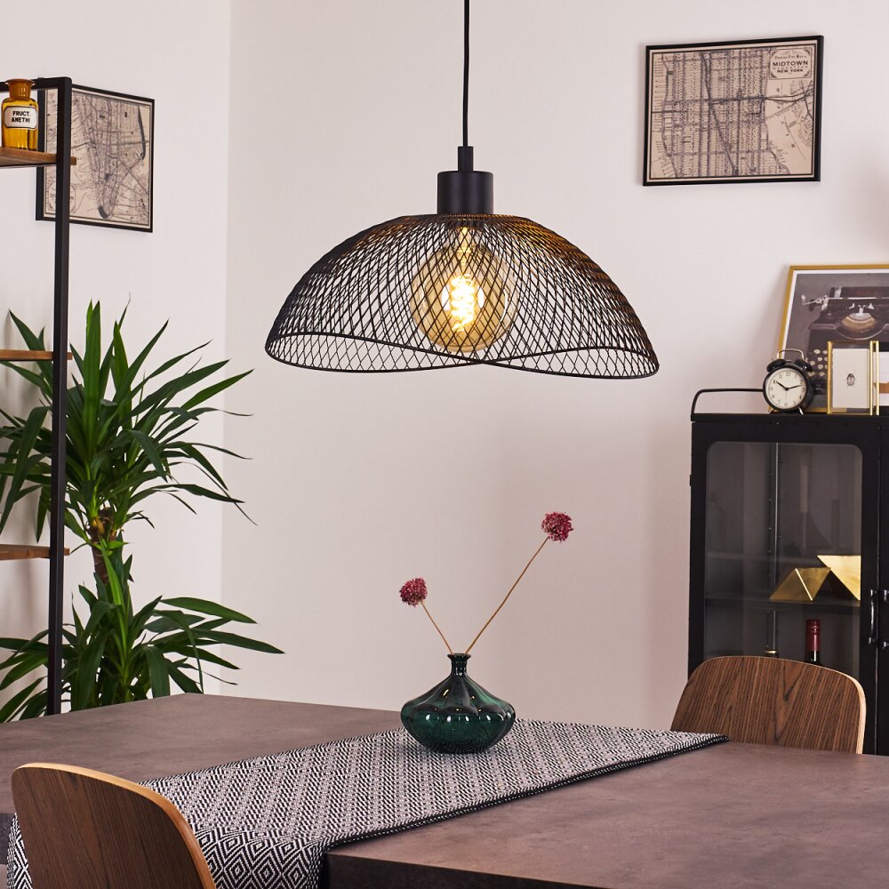 Suspension Pucara Noir, 1 lumière main product photo