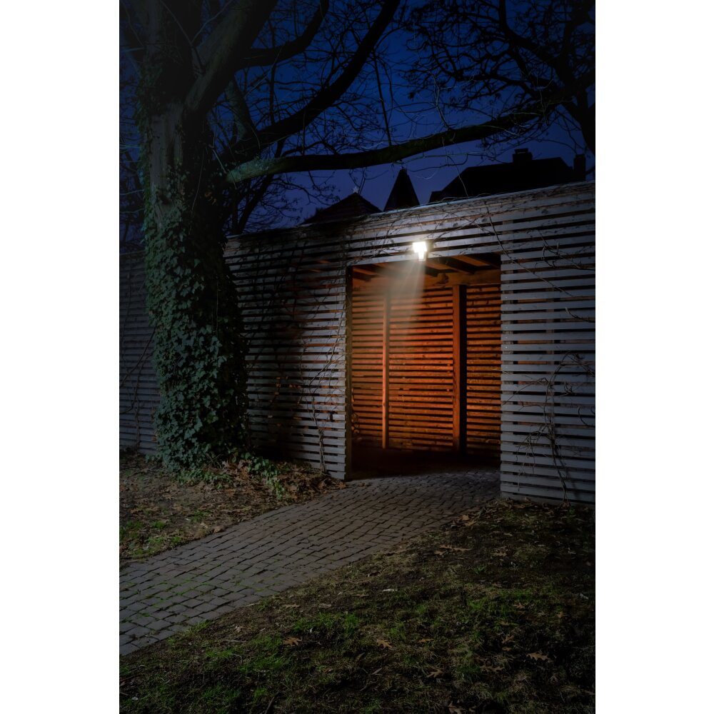 Spot de jardin LEDVANCE ENDURA® Blanc, 1 lumière, Détecteur de mouvement main product photo