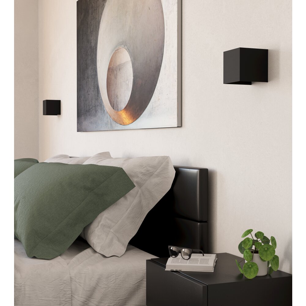 VALMONTONE Applique murale Luminaires Eglo LED Noir main product photo